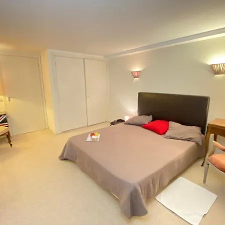 Апартаменты Duplex A La Canteraine