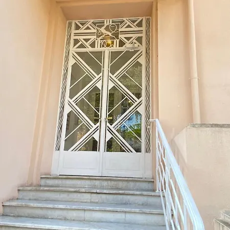 Duplex A La Canteraine