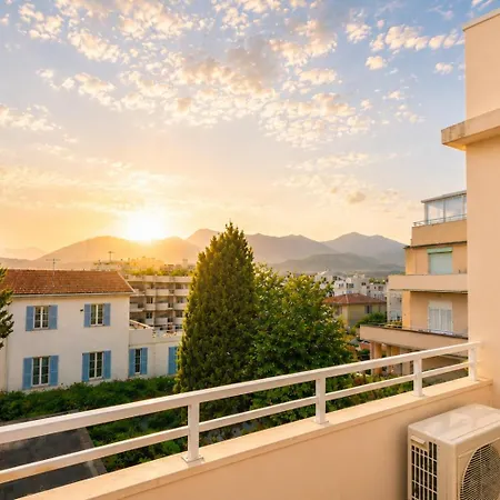 Duplex A La Canteraine Cannes